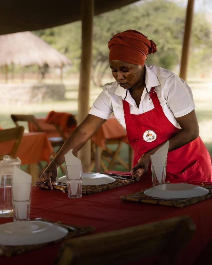 Lake Natron Maasai Giraffe Eco Lodge And Camping Mtowabaga Dış mekan fotoğraf