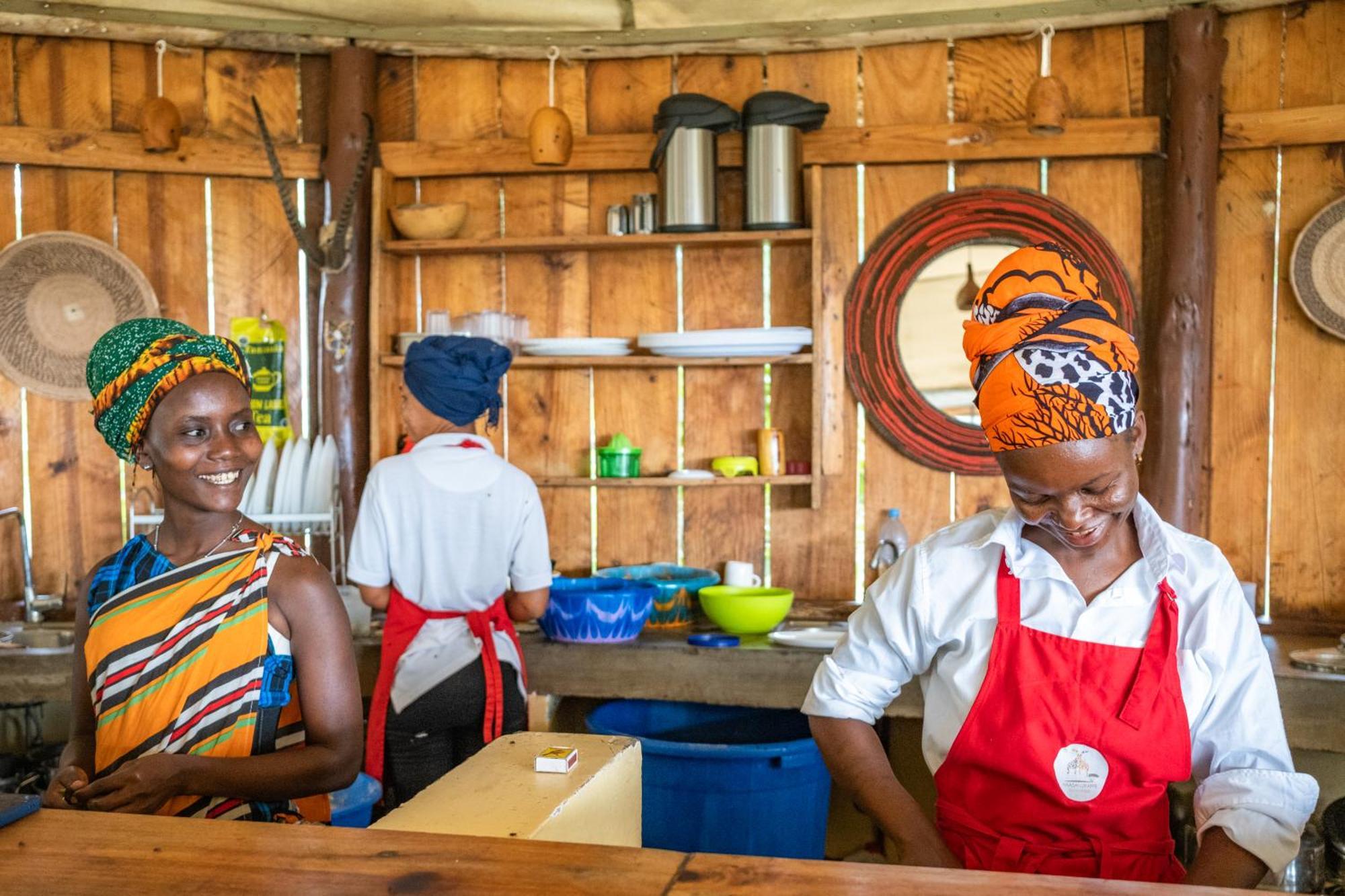 Lake Natron Maasai Giraffe Eco Lodge And Camping Mtowabaga Dış mekan fotoğraf