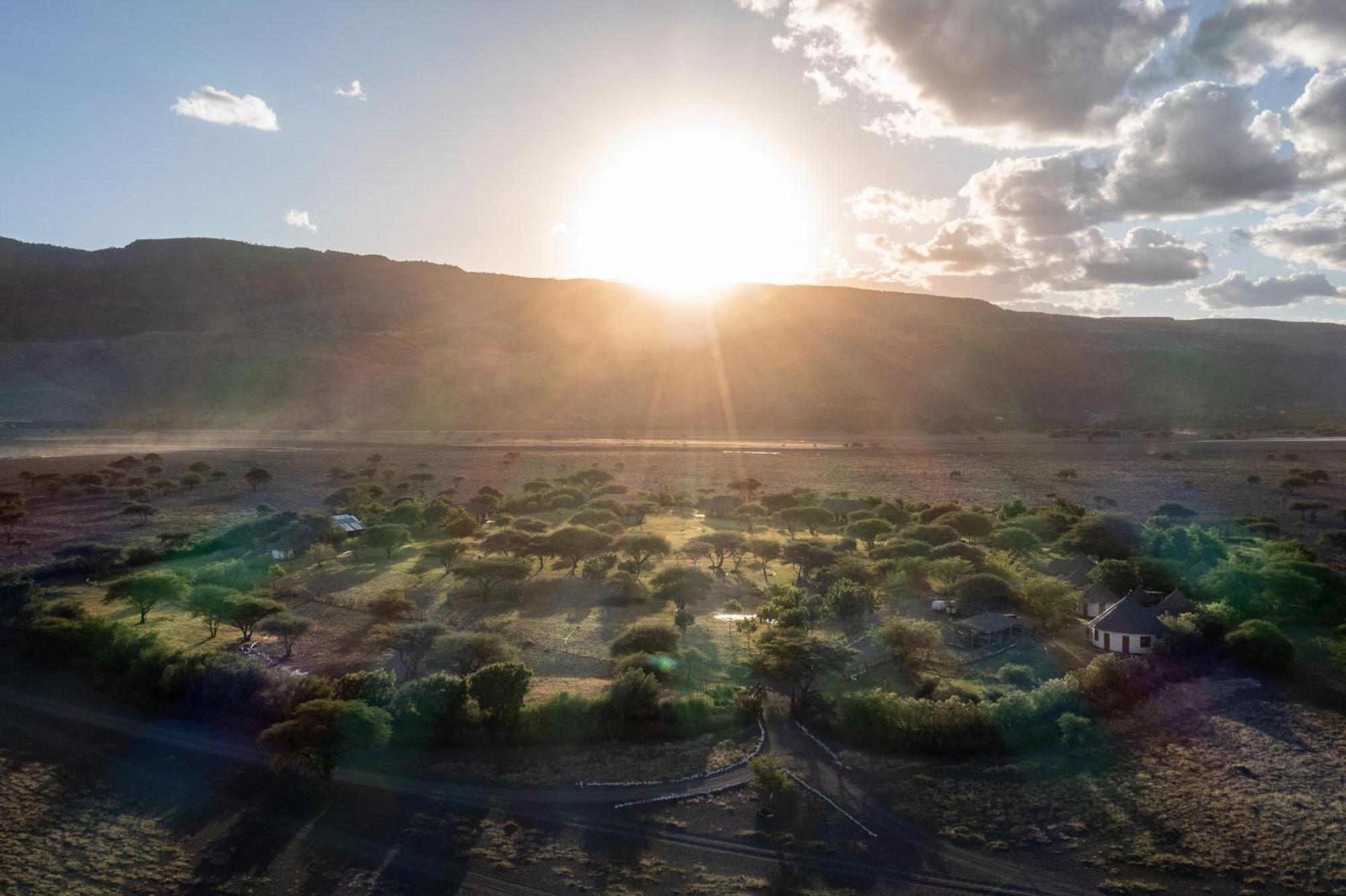 Lake Natron Maasai Giraffe Eco Lodge And Camping Mtowabaga Dış mekan fotoğraf