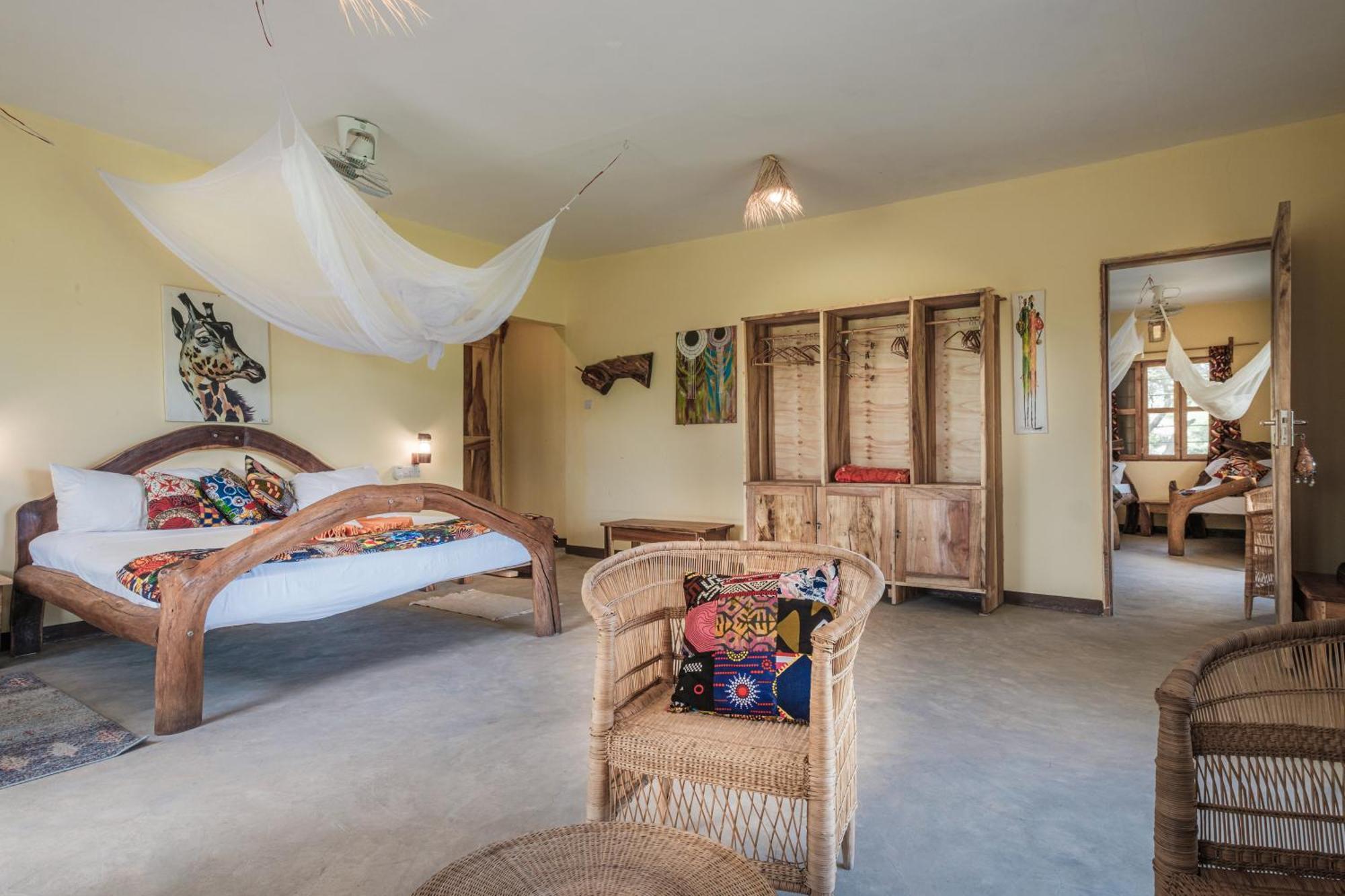 Lake Natron Maasai Giraffe Eco Lodge And Camping Mtowabaga Dış mekan fotoğraf